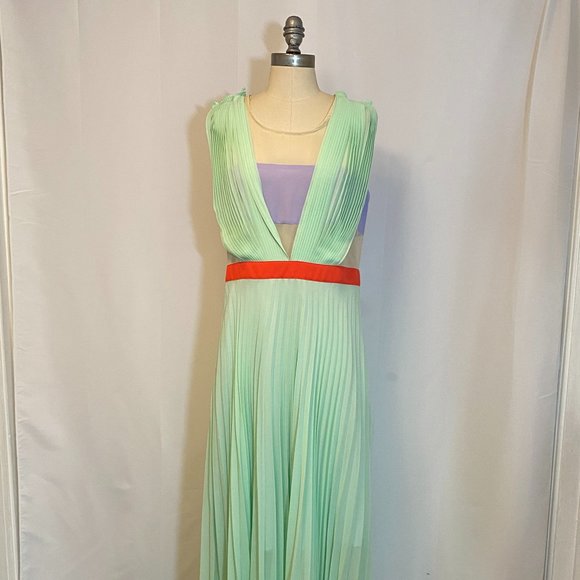 Colorblock Maxi Dress - Picture 2 of 7